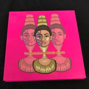 Juvia’s Place “The Masquerade Mini” palette